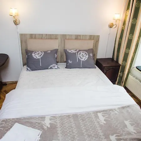 на площі ринок Apartman